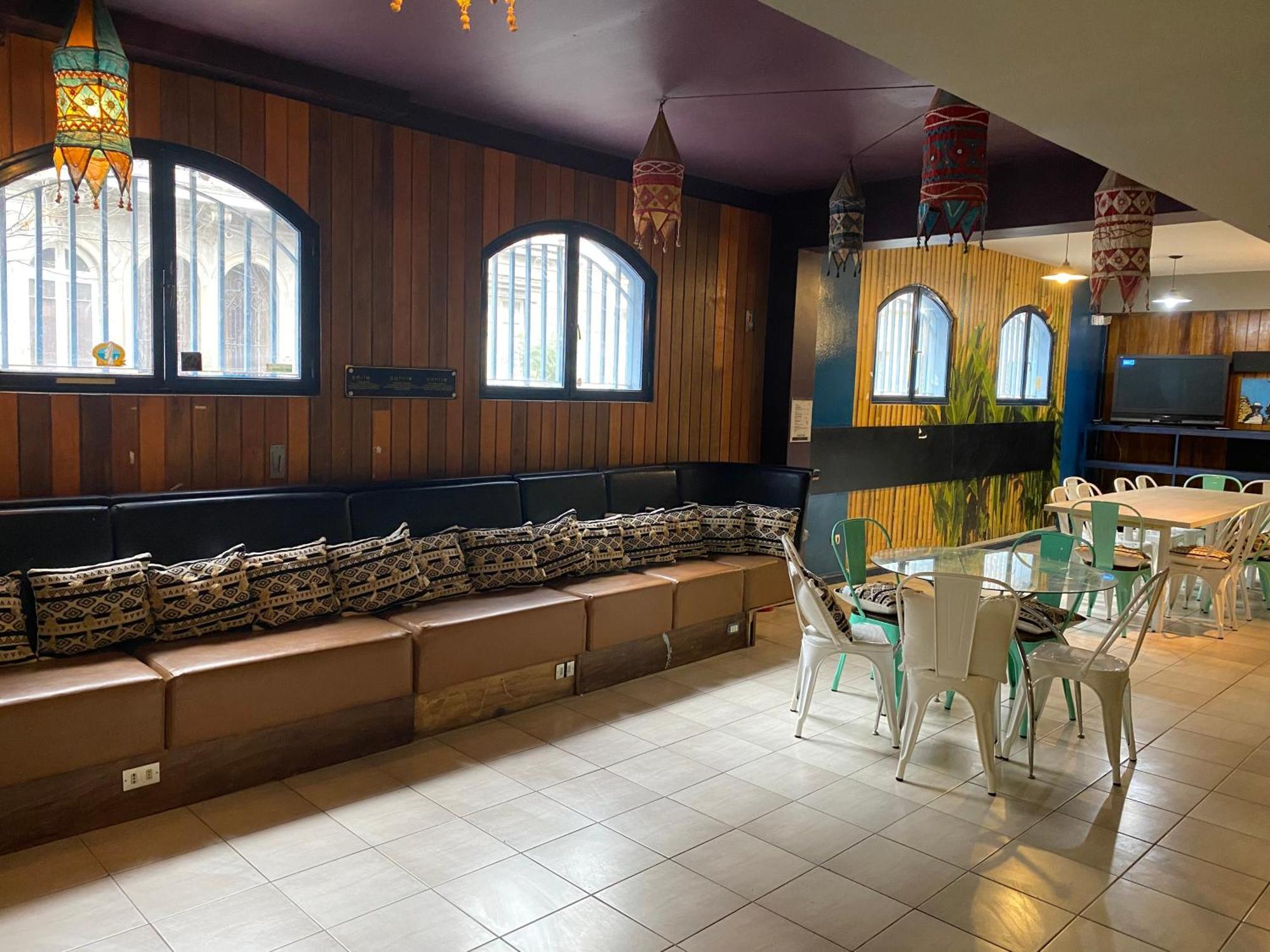 Hostel Cienfuegos サンティアゴ エクステリア 写真